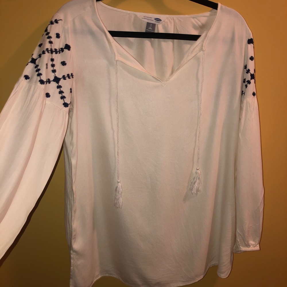 White Tasseled Embroidered Sleeve Blouse